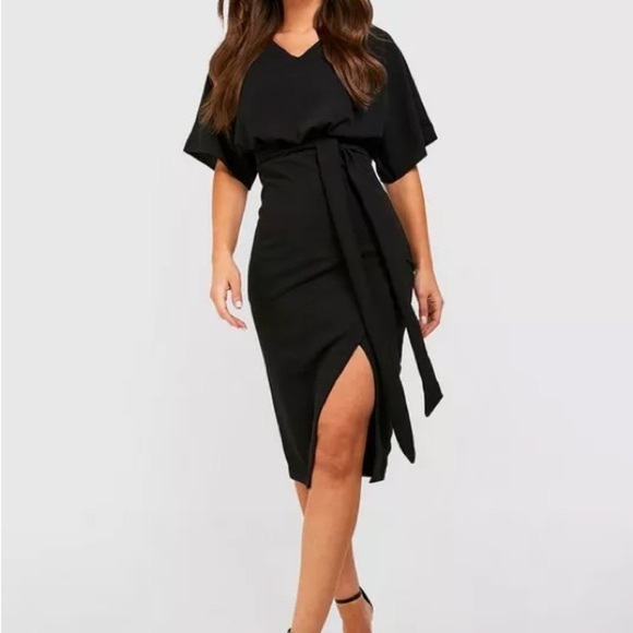 Boohoo Dresses & Skirts - Boohoo Black Asymmetrical Sheath Dress V-Neck Dolman Sleeve